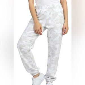 Lazypants sweatpants, white & grey camo